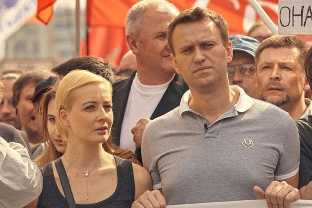 Le couple Navalny lors d'une manifestation